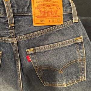 Levi's Blue Straight Jeans with Vintage Appeal